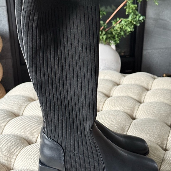 Black Stretchy Elastic Sock Knee-High Women's Block Heel Boots - Picture 9 of 10